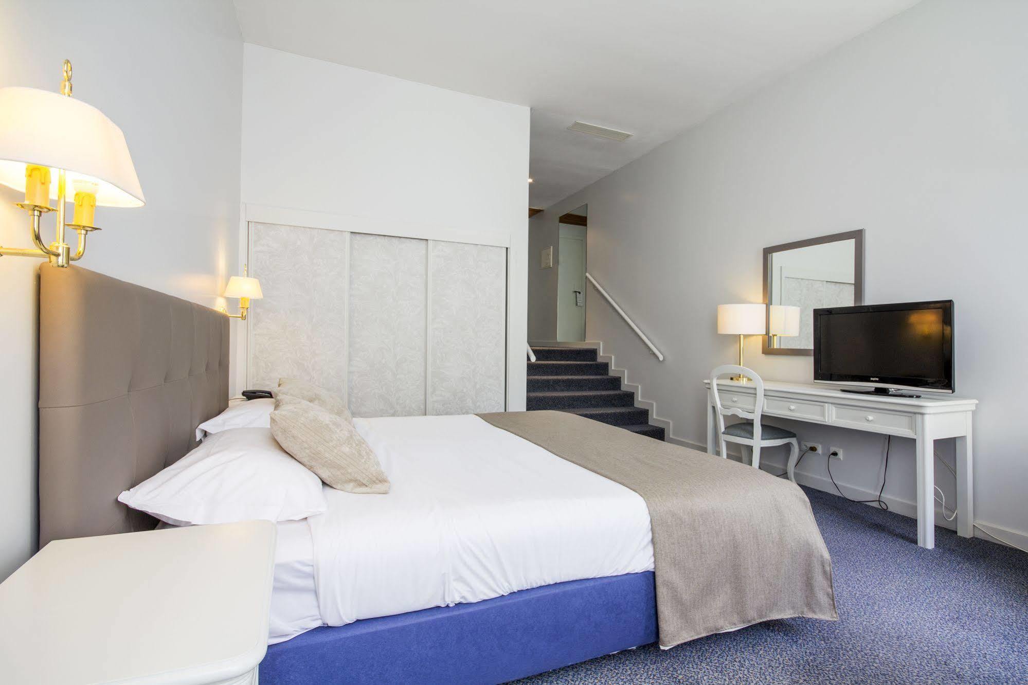 Hotel Apartamentos Geres Ribeiro Εξωτερικό φωτογραφία